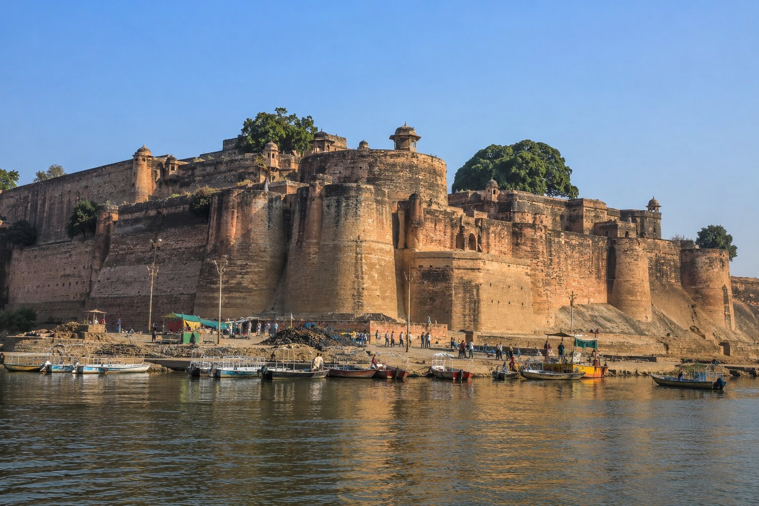 Prayagraj Fort — Akbar's fortress on the riverbank at the Sangam confluence